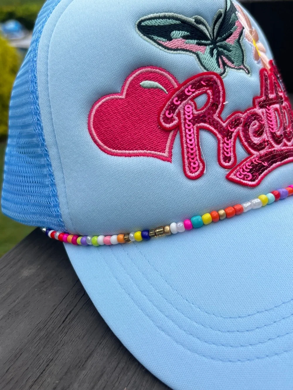 Pretty Blue Trucker Hat Butterfly Daisy Beaded Snapback NWOT